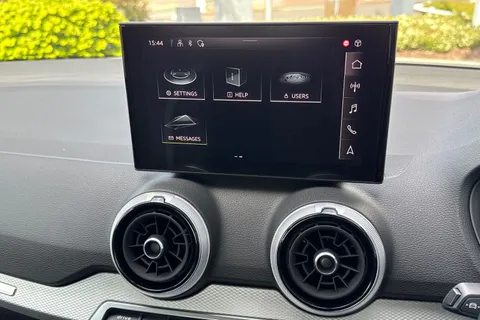 36 of 62 for Audi Q2 1.0 TFSI 30 Sport Euro 6 (s/s) 5dr