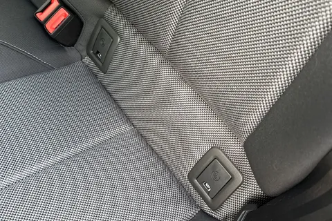 39 of 62 for Audi Q2 1.0 TFSI 30 Sport Euro 6 (s/s) 5dr