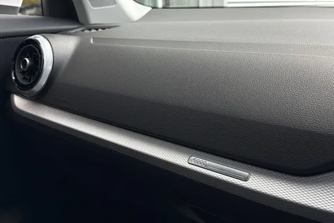 47 of 62 for Audi Q2 1.0 TFSI 30 Sport Euro 6 (s/s) 5dr