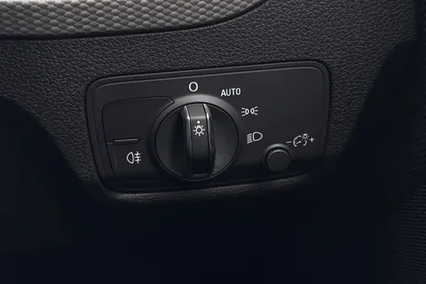 53 of 62 for Audi Q2 1.0 TFSI 30 Sport Euro 6 (s/s) 5dr