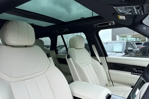  Land Rover Range Rover 3.0 P460e 38.2kWh Edition Auto 4WD Euro 6 (s/s) 5dr Thumbnail #10