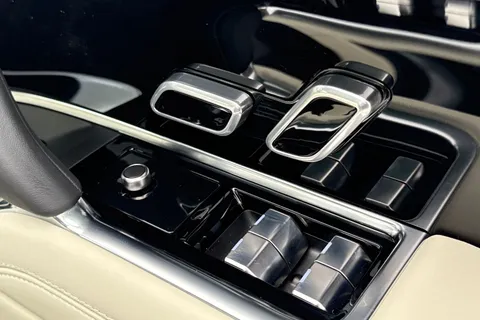  Land Rover Range Rover 3.0 P460e 38.2kWh Edition Auto 4WD Euro 6 (s/s) 5dr Thumbnail #28