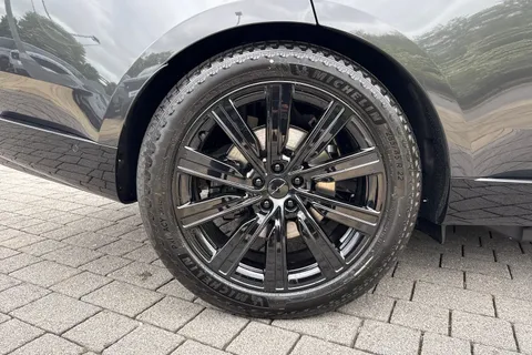  Land Rover Range Rover 3.0 P460e 38.2kWh Edition Auto 4WD Euro 6 (s/s) 5dr Thumbnail #30