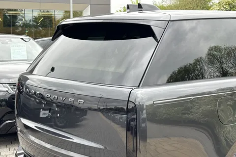  Land Rover Range Rover 3.0 P460e 38.2kWh Edition Auto 4WD Euro 6 (s/s) 5dr Thumbnail #31