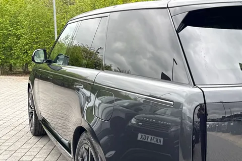  Land Rover Range Rover 3.0 P460e 38.2kWh Edition Auto 4WD Euro 6 (s/s) 5dr Thumbnail #32