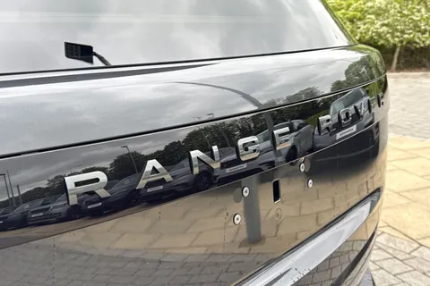  Land Rover Range Rover 3.0 P460e 38.2kWh Edition Auto 4WD Euro 6 (s/s) 5dr Thumbnail #33