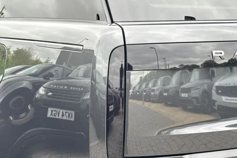  Land Rover Range Rover 3.0 P460e 38.2kWh Edition Auto 4WD Euro 6 (s/s) 5dr Thumbnail #37