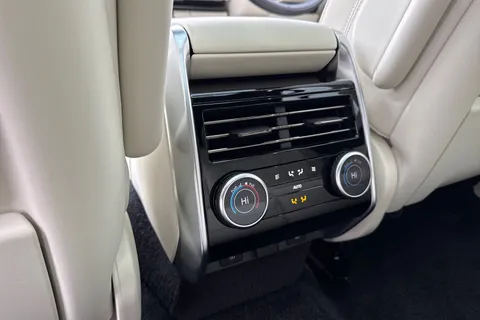  Land Rover Range Rover 3.0 P460e 38.2kWh Edition Auto 4WD Euro 6 (s/s) 5dr Thumbnail #41