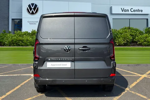 KY25PLF Volkswagen E-Transporter SWB 136PS 65kWh Electric Panel Van Thumbnail #4