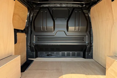 KY25PLF Volkswagen E-Transporter SWB 136PS 65kWh Electric Panel Van Thumbnail #42