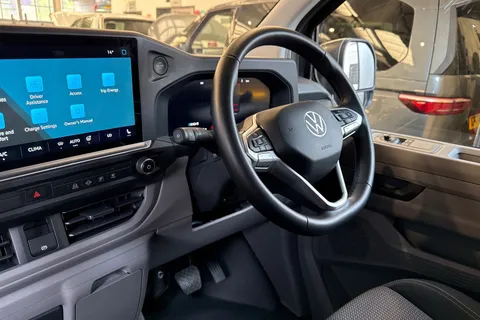 KY25PLF Volkswagen E-Transporter SWB 136PS 65kWh Electric Panel Van Thumbnail #52