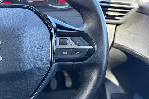 40 of 64 for PEUGEOT 208 1.2 PureTech Active Euro 6 (s/s) 5dr