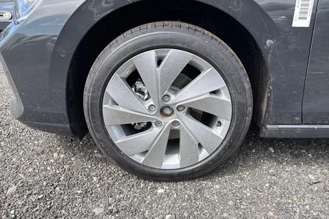  Volkswagen Golf 1.5 TSI Match 5dr Thumbnail #6