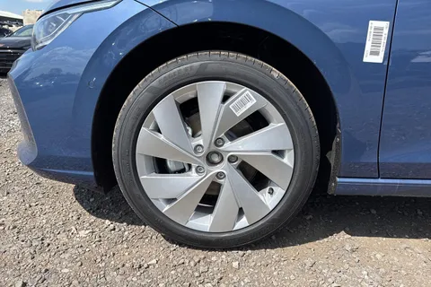  Volkswagen Golf 1.5 TSI Match 5dr Thumbnail #6