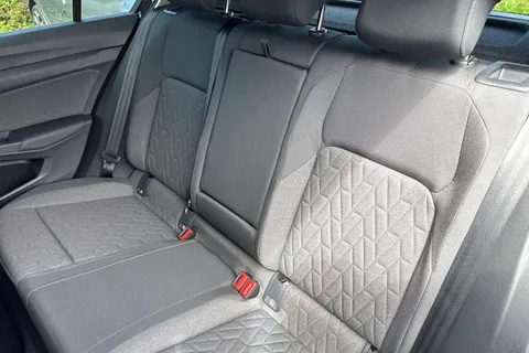  Volkswagen Golf 1.5 TSI Match 5dr Thumbnail #13