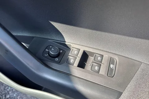  Volkswagen Polo 1.0 TSI Life 5dr DSG Thumbnail #17