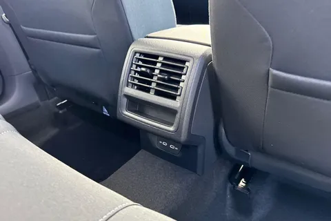  Volkswagen Golf 1.5 TSI Match 5dr Thumbnail #28