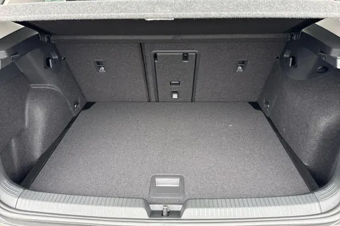  Volkswagen Golf 1.5 TSI Life 5dr Thumbnail #10