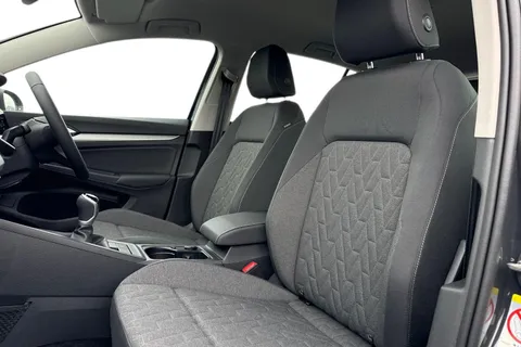  Volkswagen Golf 1.5 TSI Life 5dr Thumbnail #11