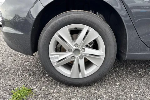  Volkswagen Golf 1.5 TSI Life 5dr Thumbnail #23