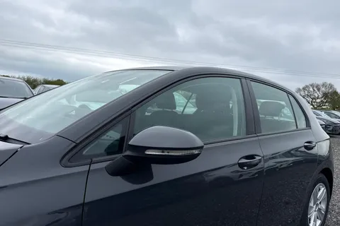  Volkswagen Golf 1.5 TSI Life 5dr Thumbnail #26