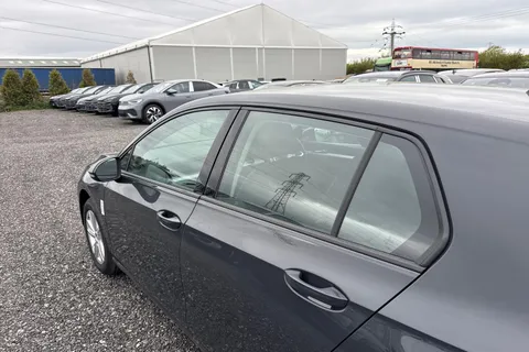  Volkswagen Golf 1.5 TSI Life 5dr Thumbnail #27