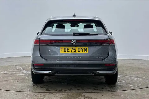 DE75OYW Volkswagen Passat 1.5 TSI eHybrid 204PS Life 5dr DSG ⭐15' Infotainment pack incl. Head-up Dis Thumbnail #8