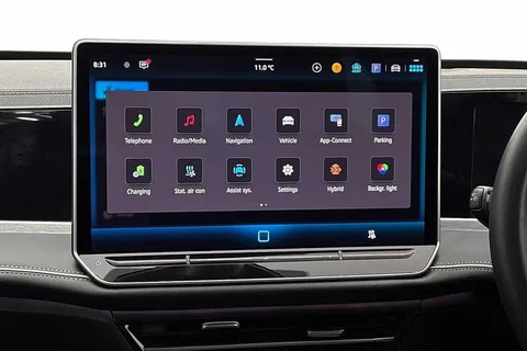 DE75OYW Volkswagen Passat 1.5 TSI eHybrid 204PS Life 5dr DSG ⭐15' Infotainment pack incl. Head-up Dis Thumbnail #12