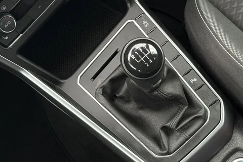 PK71TYG Volkswagen Polo 1.0 EVO 80 Active 5dr Thumbnail #19