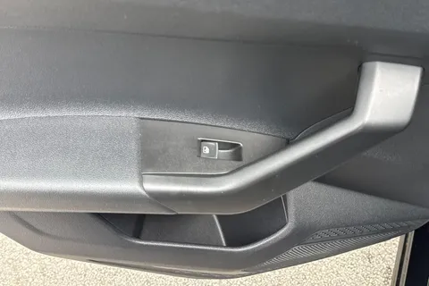 PK71TYG Volkswagen Polo 1.0 EVO 80 Active 5dr Thumbnail #27