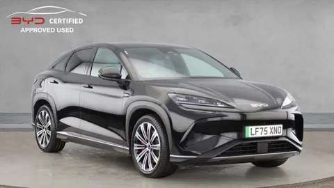 LF75XNO BYD Sealion 7 91.3kWh Excellence Auto AWD 5dr Thumbnail #1