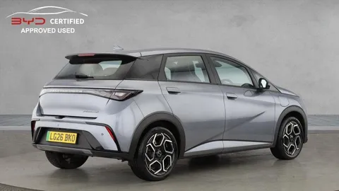 LG26BKO BYD Dolphin 44.9kWh Boost Auto 5dr Thumbnail #2