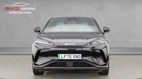 LF75XNO BYD Sealion 7 91.3kWh Excellence Auto AWD 5dr Thumbnail #5