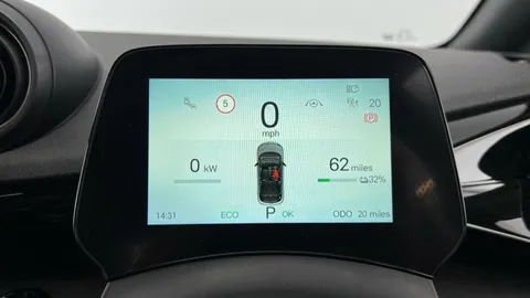 LG26BKO BYD Dolphin 44.9kWh Boost Auto 5dr Thumbnail #14