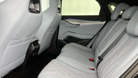 LF75XNO BYD Sealion 7 91.3kWh Excellence Auto AWD 5dr Thumbnail #17