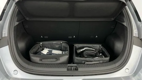 LG26BKO BYD Dolphin 44.9kWh Boost Auto 5dr Thumbnail #19