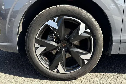 KO25NXP CUPRA Terramar 1.5 eTSI 150 V2 5dr DSG Thumbnail #6