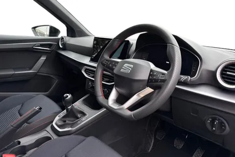 KW75TBX SEAT Arona 1.0 TSI 115 FR Black Edition 5dr Thumbnail #6