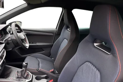 KW75TBX SEAT Arona 1.0 TSI 115 FR Black Edition 5dr Thumbnail #9