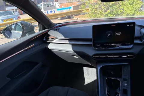 KO25NXP CUPRA Terramar 1.5 eTSI 150 V2 5dr DSG Thumbnail #14