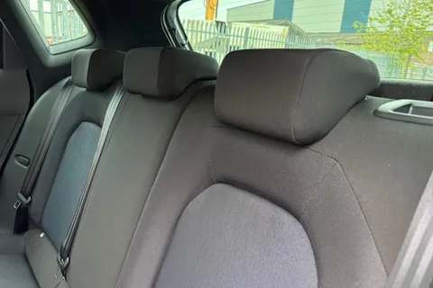 KW75TBX SEAT Arona 1.0 TSI 115 FR Black Edition 5dr Thumbnail #12