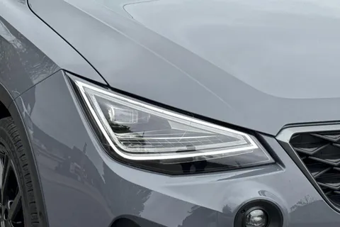 KW75TBX SEAT Arona 1.0 TSI 115 FR Black Edition 5dr Thumbnail #34