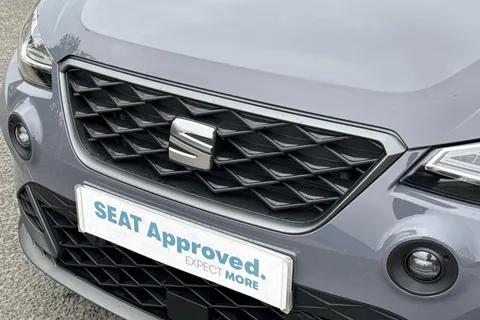 KW75TBX SEAT Arona 1.0 TSI 115 FR Black Edition 5dr Thumbnail #35