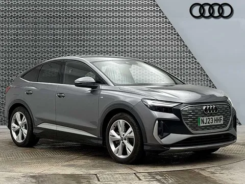 NJ23HHF Audi Q4 e-tron Q4 Sportback S line 40 e-tron  150,00 kW Thumbnail #1