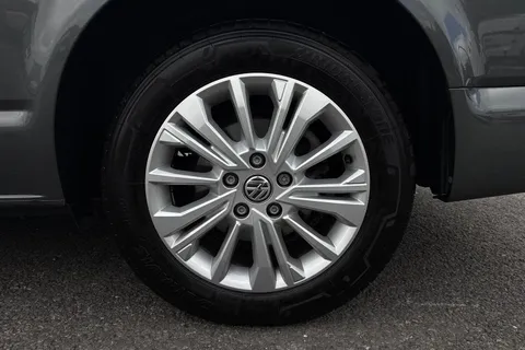 DF74EWU Volkswagen California 2.0 TDI Ocean 4dr DSG Thumbnail #22