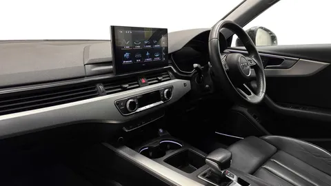 LO71VTT Audi A4 35 TFSI Sport Edition 4dr S Tronic Thumbnail #4