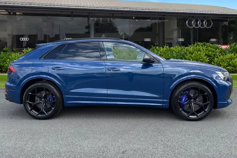  Audi RS Q8 4.0 TFSI V8 Performance Carbon Vorsprung Tiptronic quattro Euro 6 (s/s) 5dr Thumbnail #4