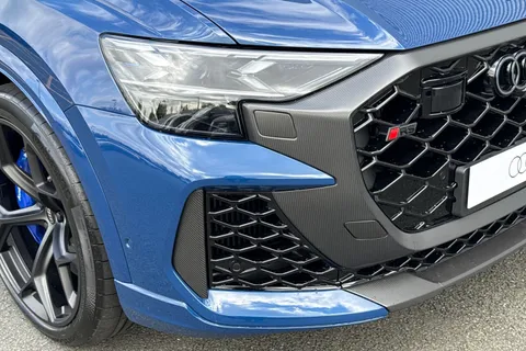  Audi RS Q8 4.0 TFSI V8 Performance Carbon Vorsprung Tiptronic quattro Euro 6 (s/s) 5dr Thumbnail #9