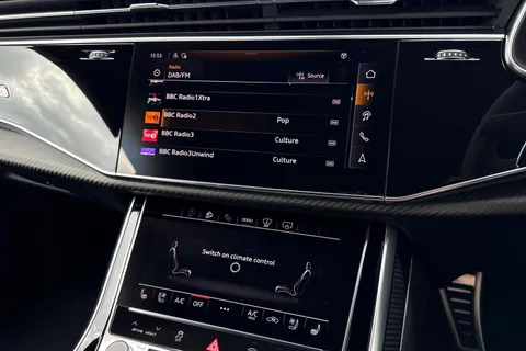  Audi RS Q8 4.0 TFSI V8 Performance Carbon Vorsprung Tiptronic quattro Euro 6 (s/s) 5dr Thumbnail #36
