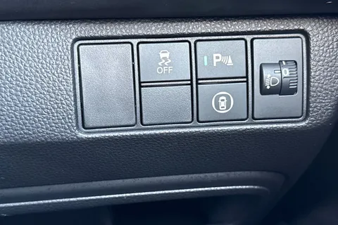 NL23UOM Honda HR-V 1.5 eHEV Elegance 5dr CVT Thumbnail #39